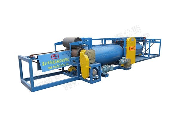 Fiber dewatering and cleaning machine